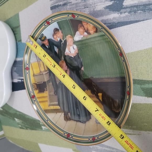 P2g - Knowles Norman Rockwell "An Orphan's Hope" 1987 LE Collector's Plate - Picture 4 of 9